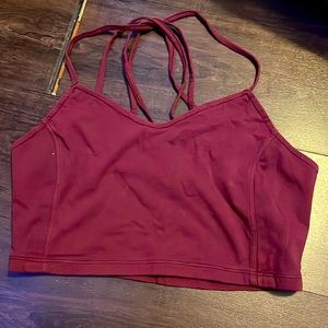 Such a cute burgundy cropped top!! Never worn size medium.